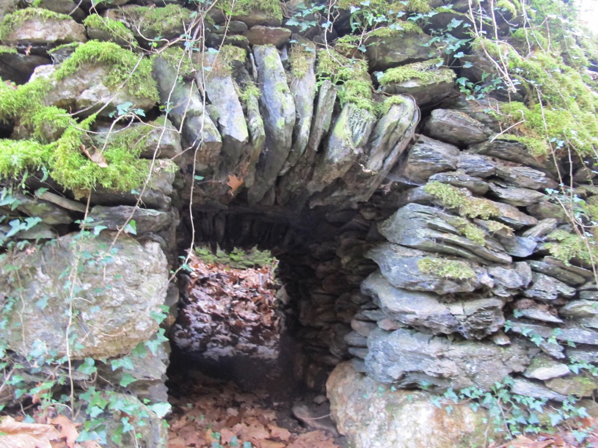 Murdeneko Borda karobia, Etxalar