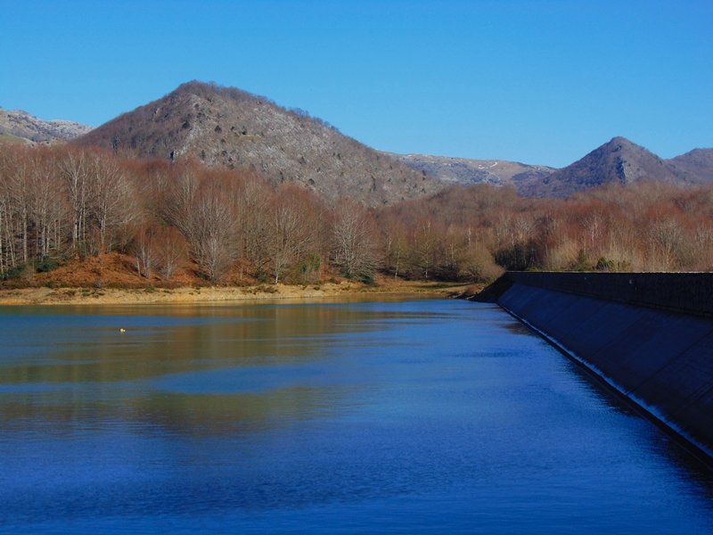 Akaitz eta Akaitz Txiki Lareotik