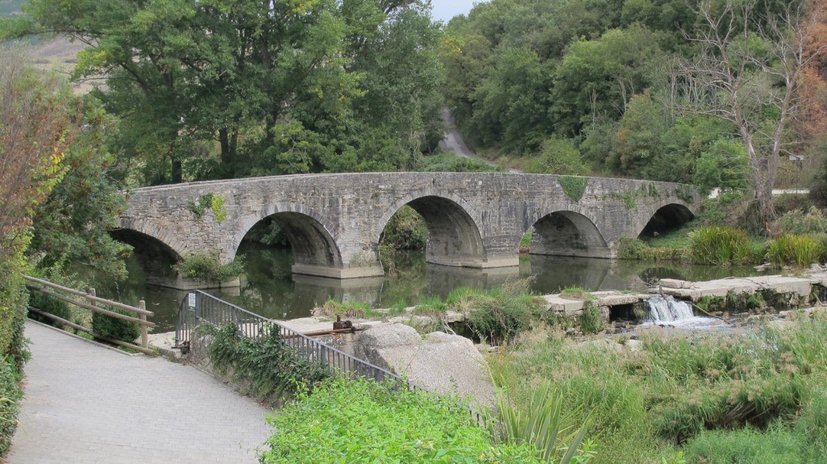 Trinidad de Arre zubia, Arre-Ezkabarte