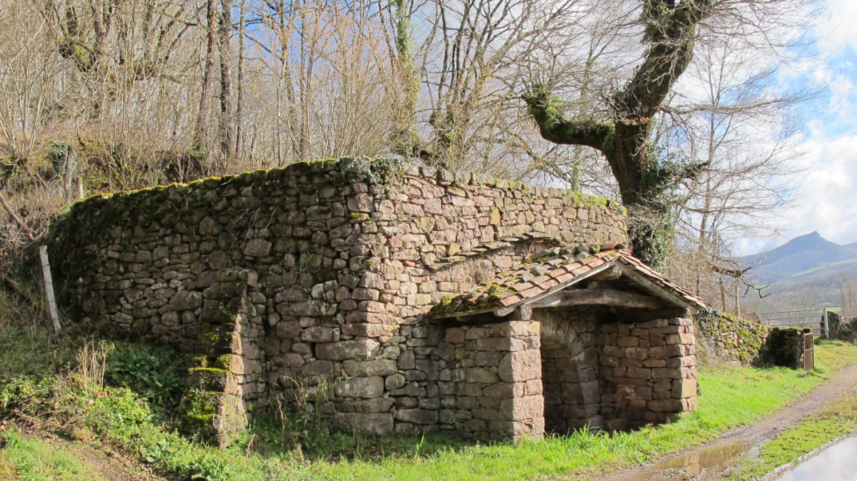 Iriarteko Labea karobia, Erratzu-Baztan