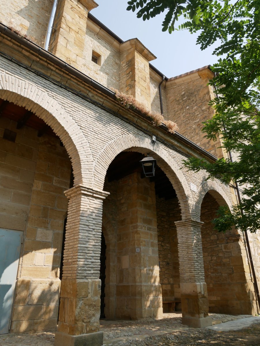 San Migel eliza, Jaitz