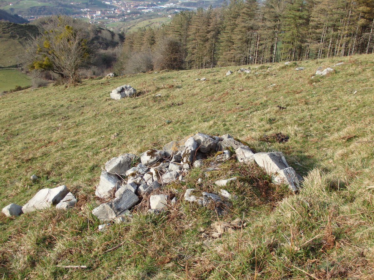 Campo tumular ARRIZURIETA
