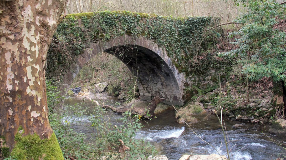 Xarrantxetako Zubia, Urdazubi