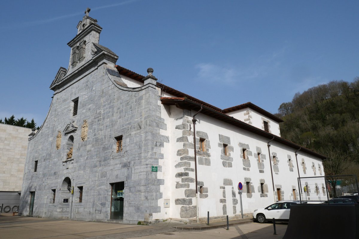 Karmeldarren komentua, Lesaka