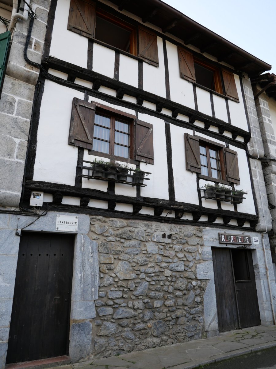 Etxeberria etxea, Lesaka