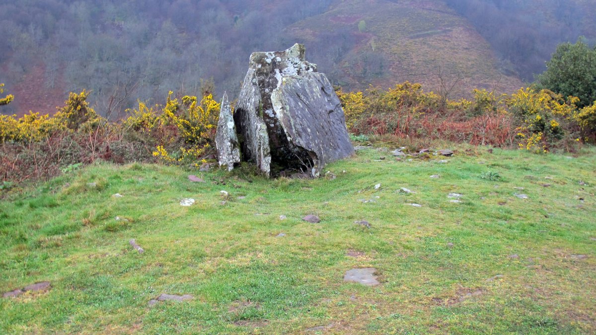 Sorginetxoa trikuharria, Erratzu-Baztan
