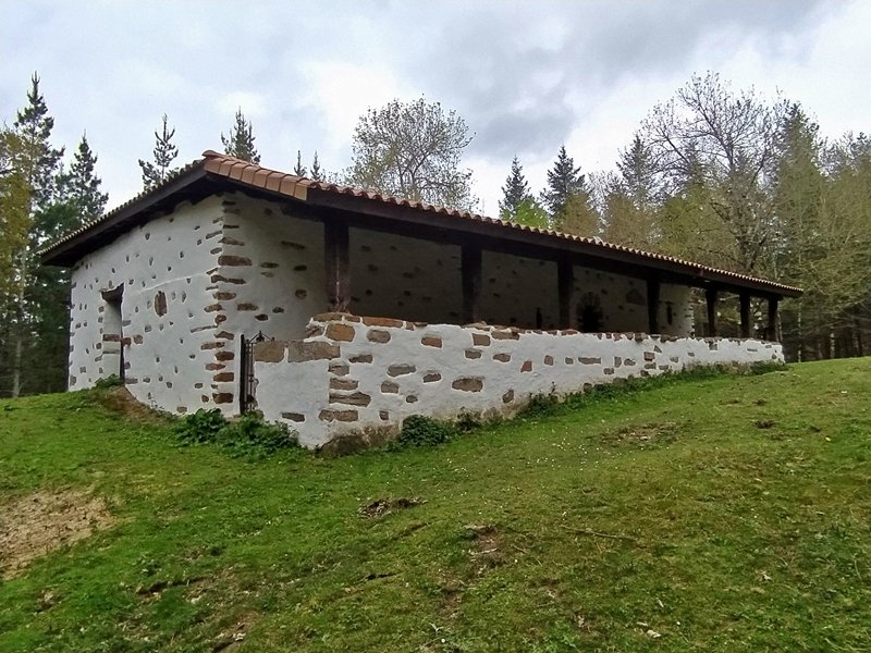 Agata Deunaren Ermita Zeanurin