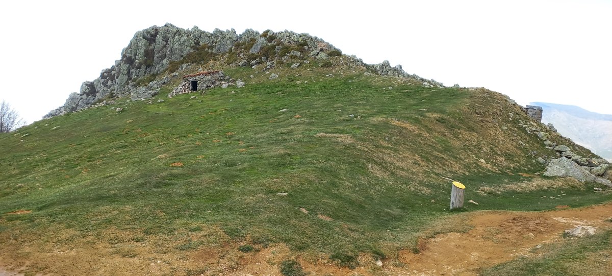 Aterpetxoa, Lizar athekako ipar magalean