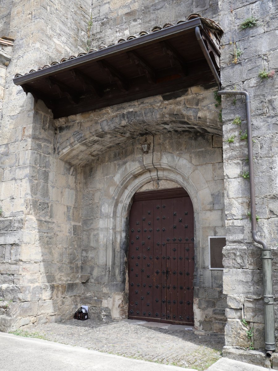 San Pedro eliza, Burgi