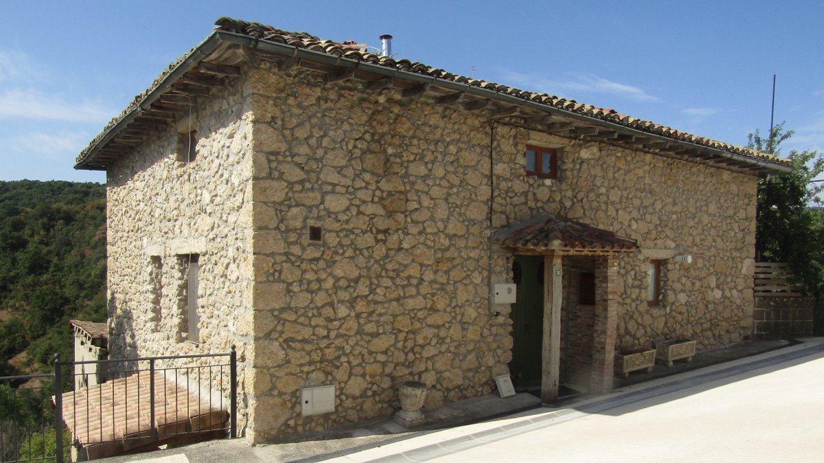 Etxea, Ekala-Ameskoabarrena