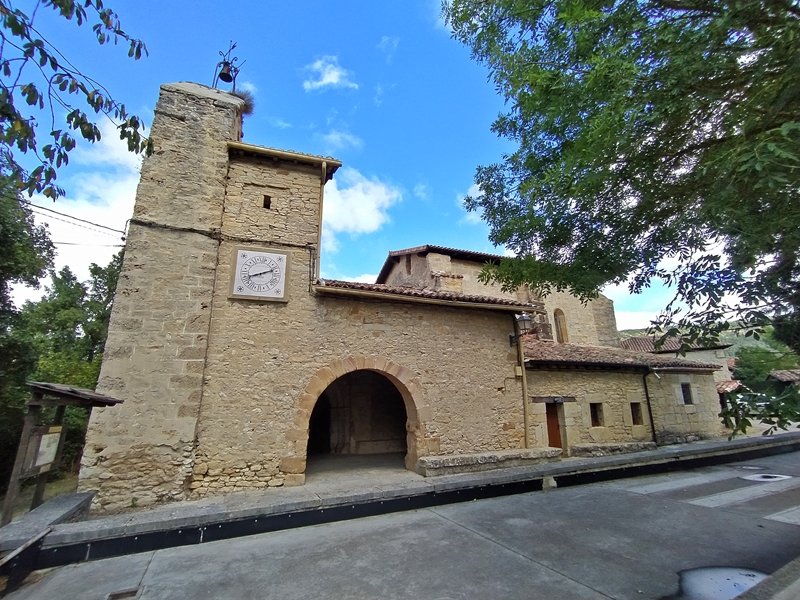 Santa Elena Eliza Lalastran