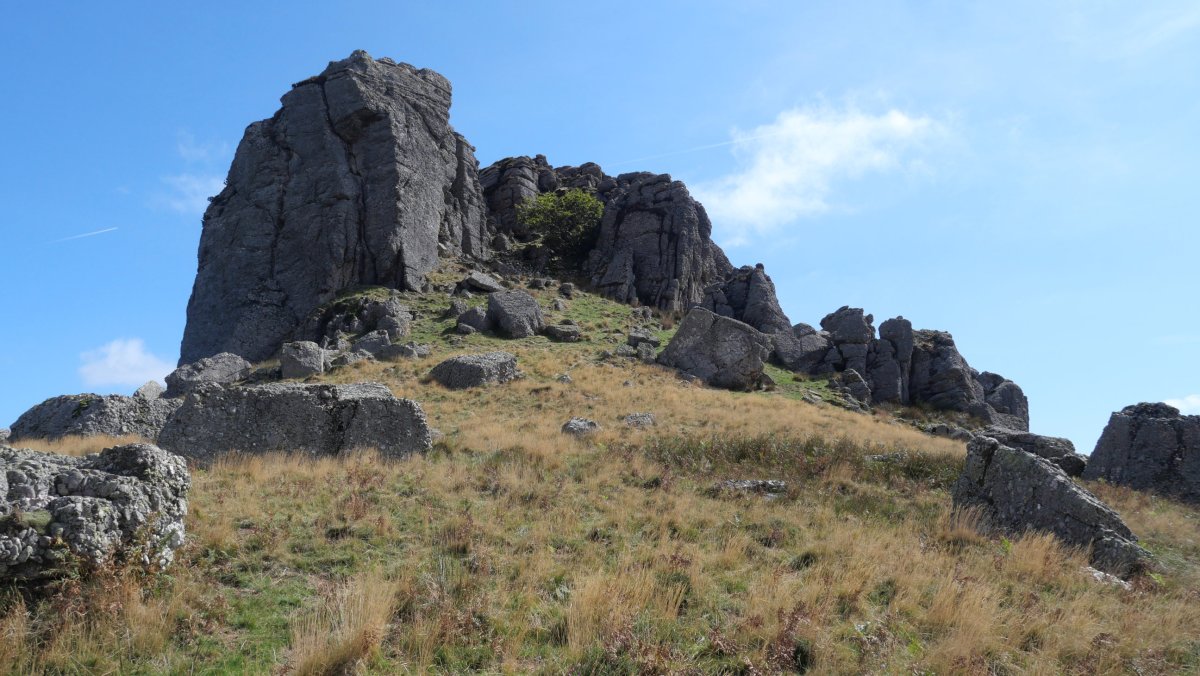 Atzurdiko haitzak mendebaldetik