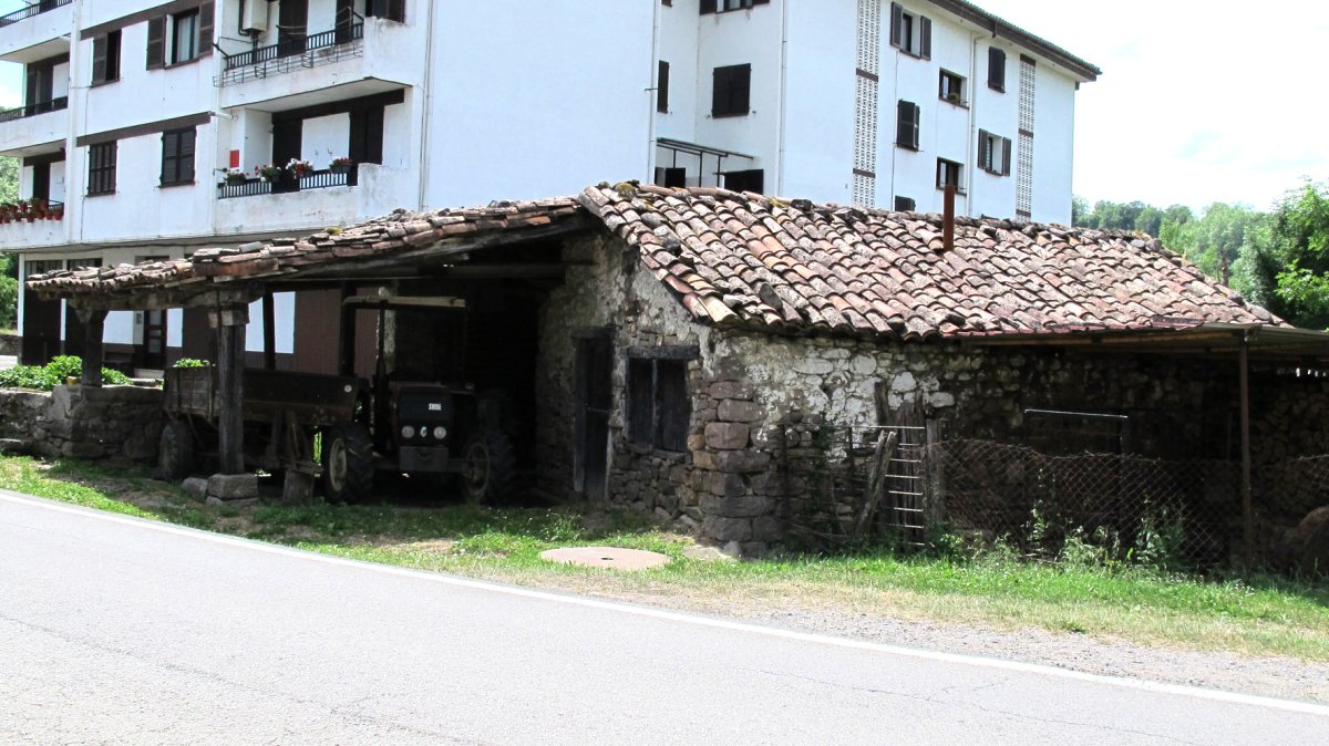 Perratokia, Irurita-Baztan