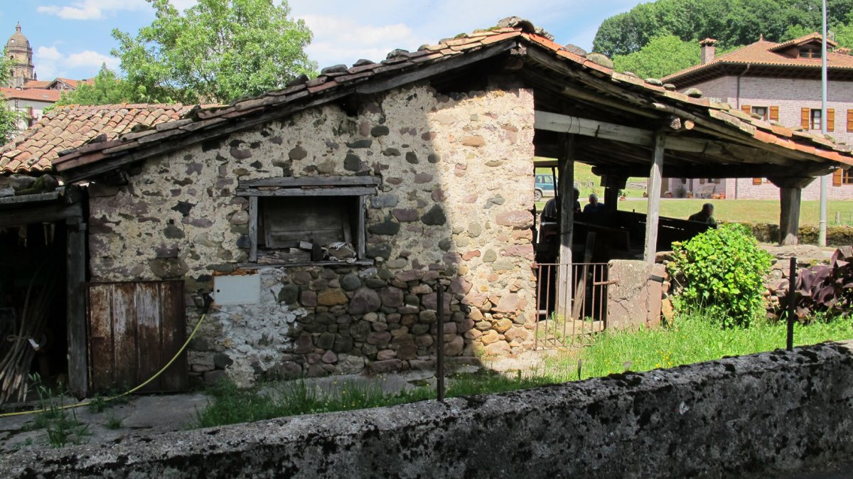 Perratokia, Irurita-Baztan