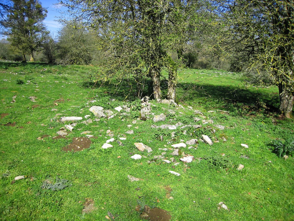 Túmulo Chabola de Damián Este (Foto de L. Millán)