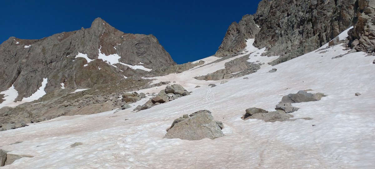 Pondiellosko Orratza (3011m) Pondiellosko lepora bidean