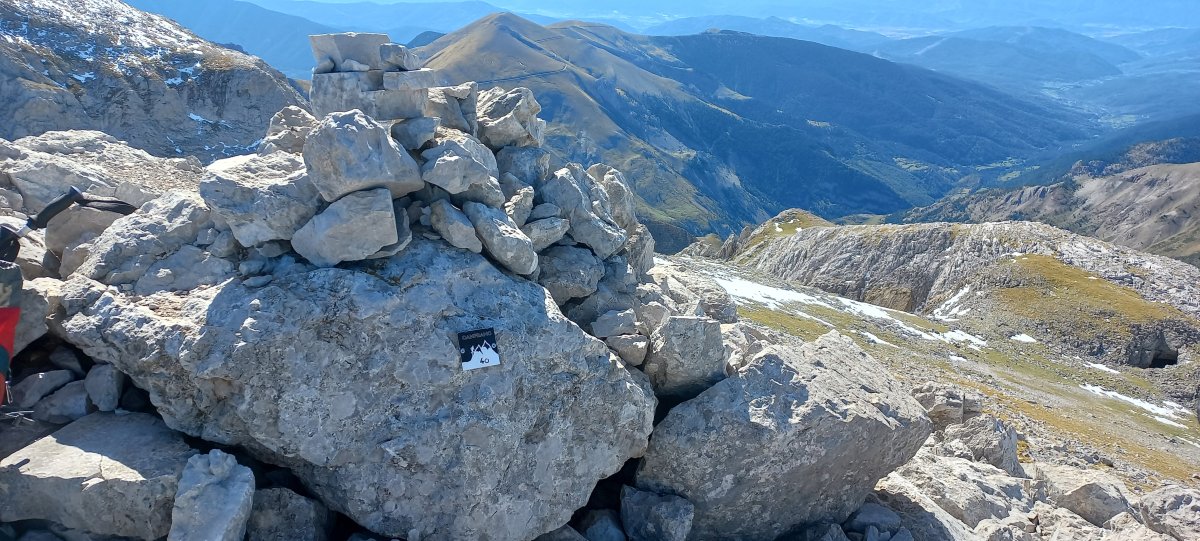 Llena del Bozo (2566m) tontorra