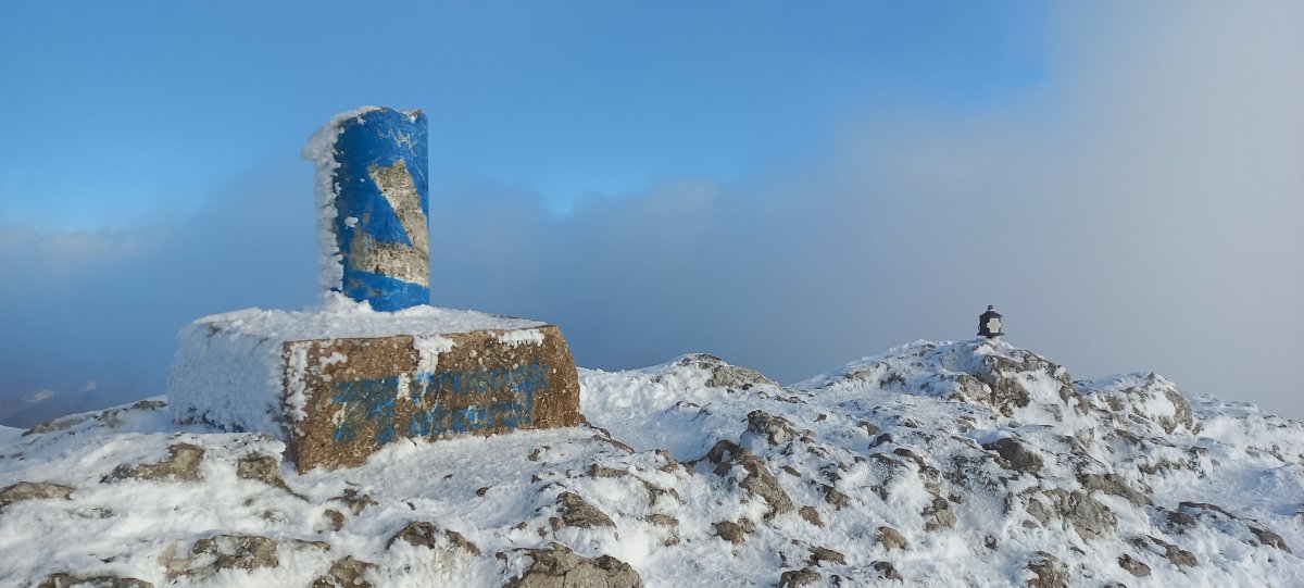 Aratz (1445m) tontorra