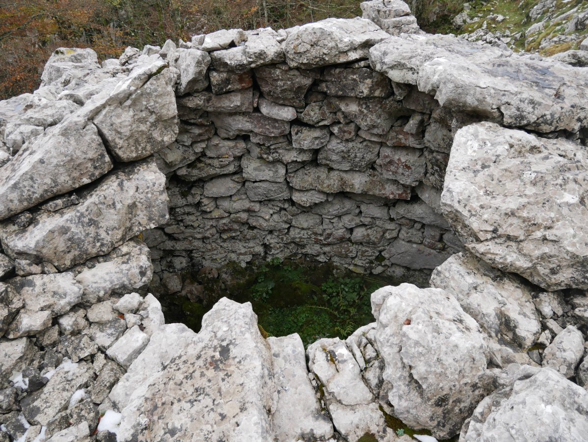 Arkue Gurutzeaga aldean