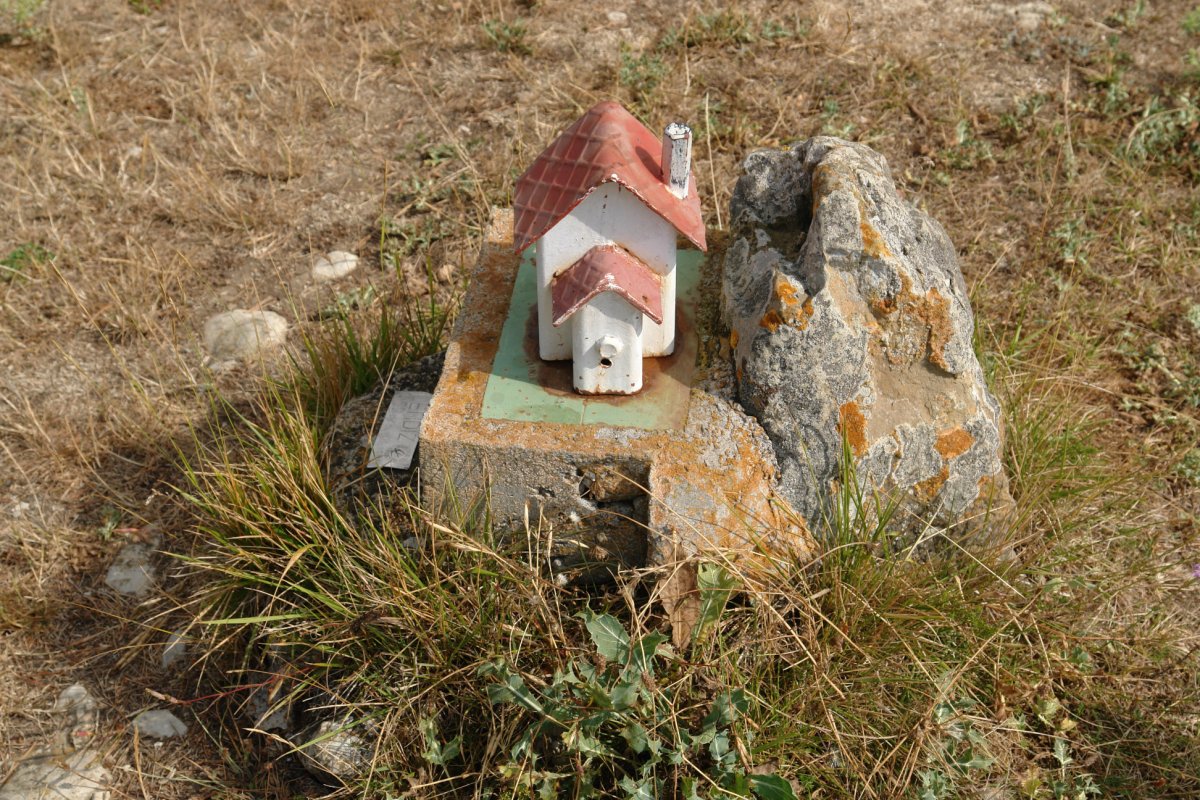 Lendiz, txartelontzia