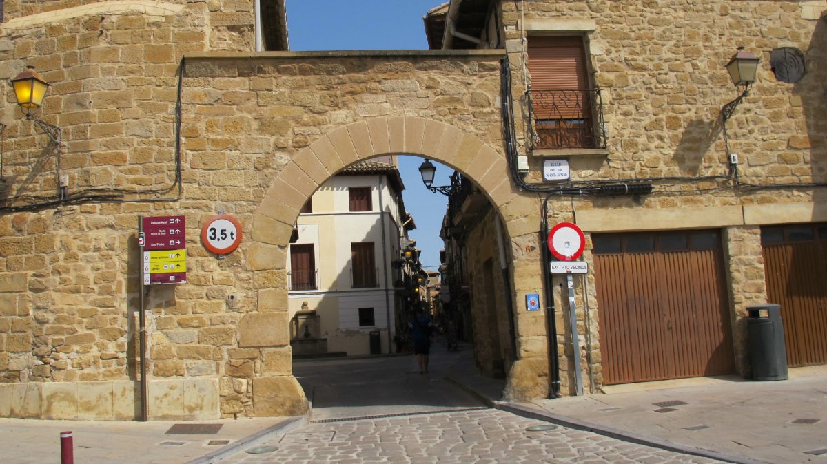 Tuterako Portalea, Erriberri