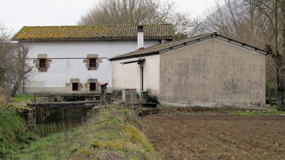 Errotazar errota, Urdiain