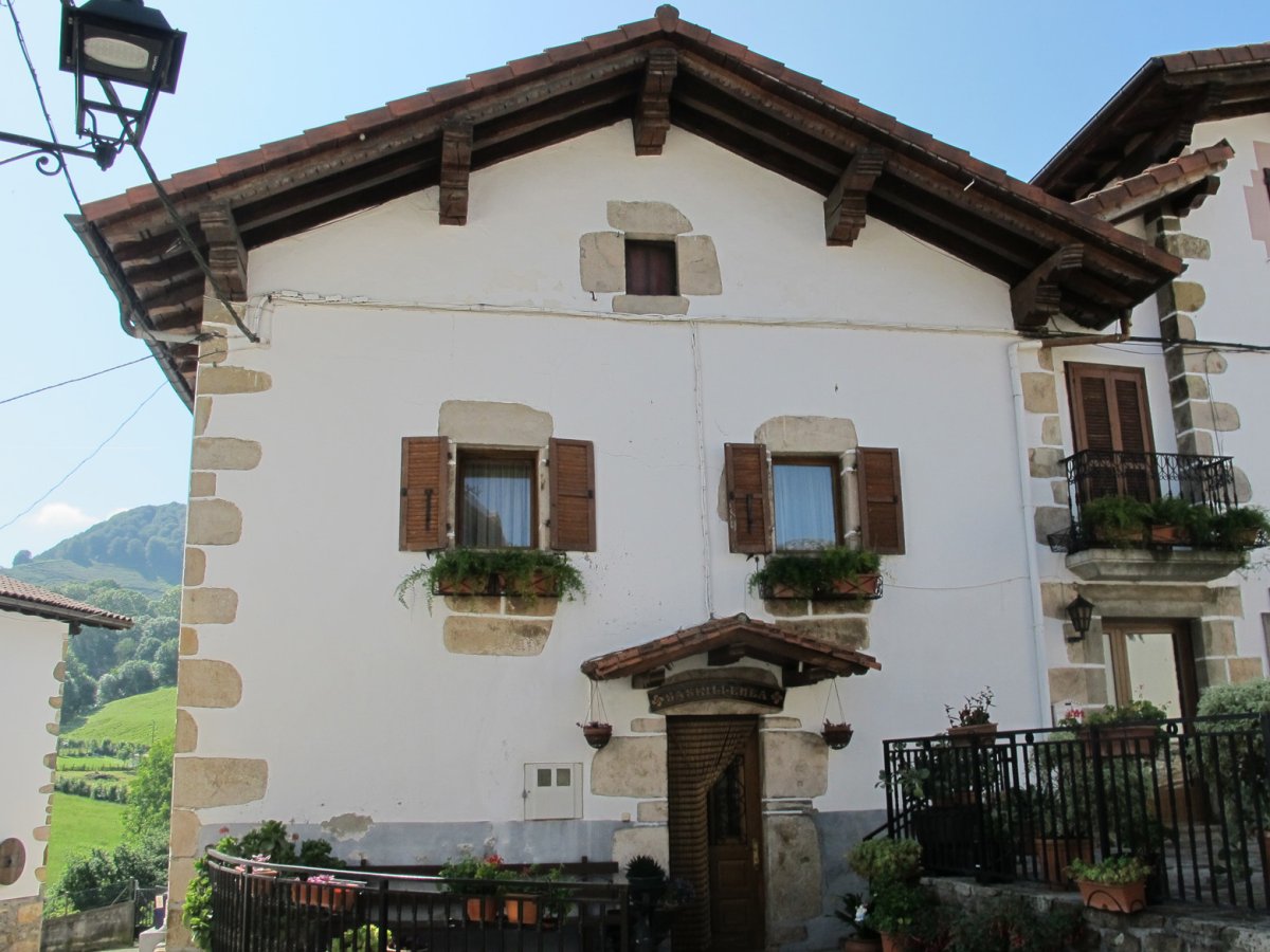 Saskillenea etxea, Eratsun