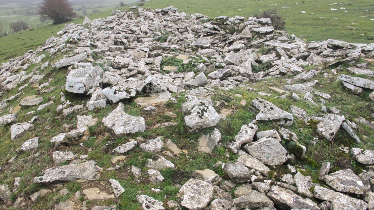 Ikomar ermitaren hondakinak, Andia