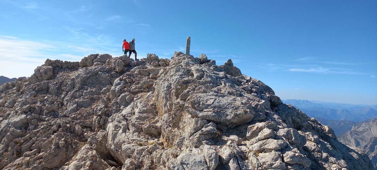 Torrecerredo (2649m) tontorra