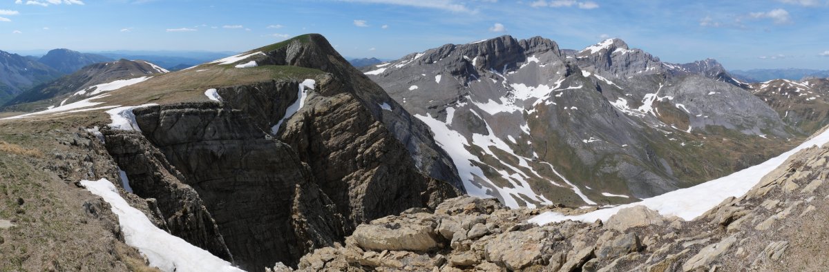 Quimboa Petraficha aldetik ikusita