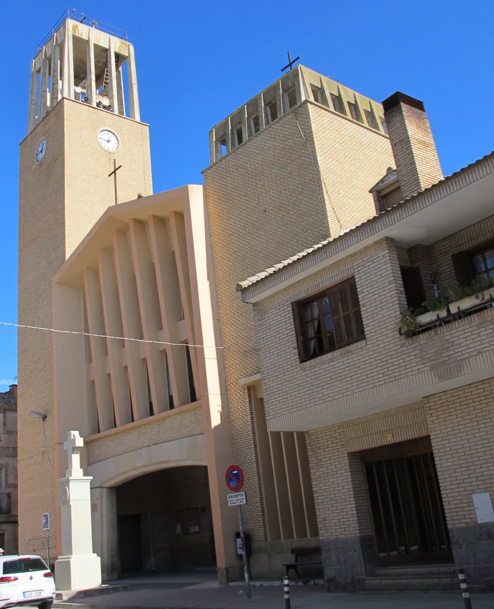 Santa Ana eliza, Buñuel