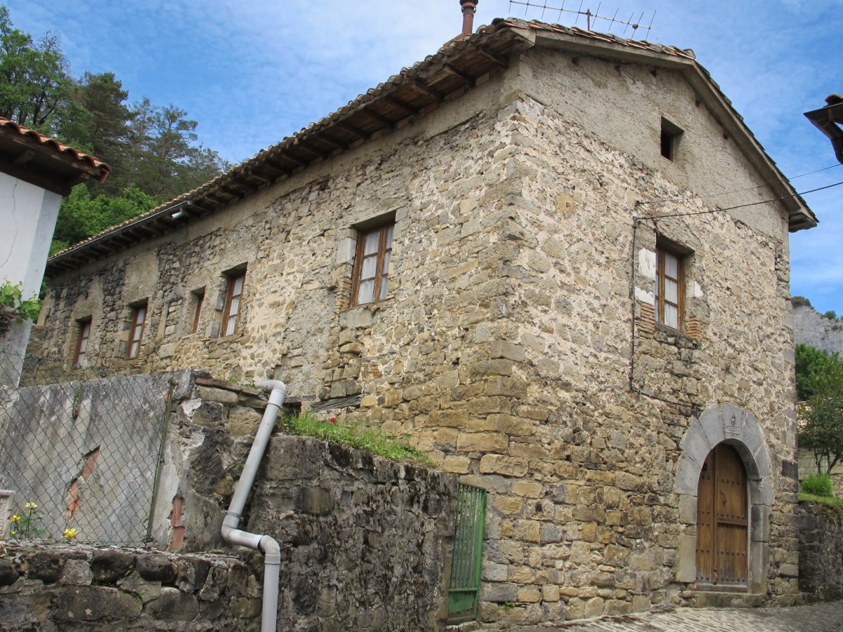 Torrea etxea, Igari-Gorza