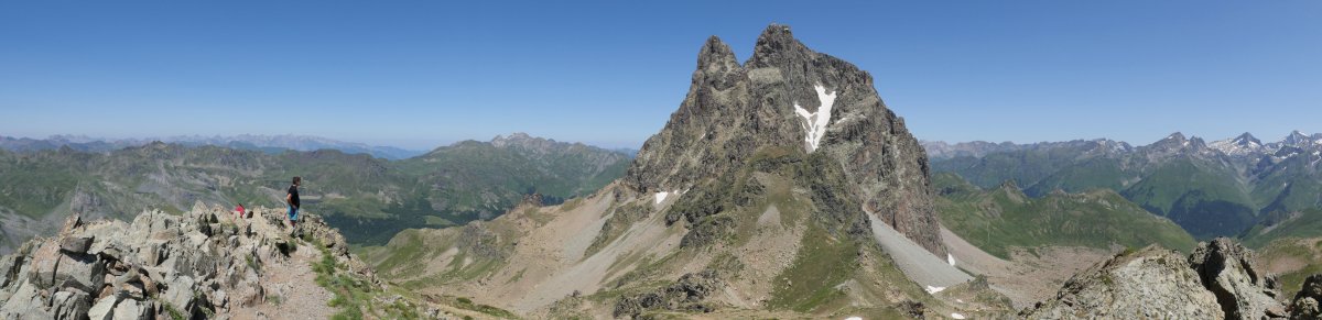 Peyreget tontorra eta Midi d'Ossau