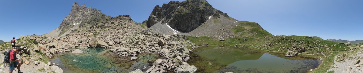 Bi iboi txiki Peyreget lepoko jaitsieran