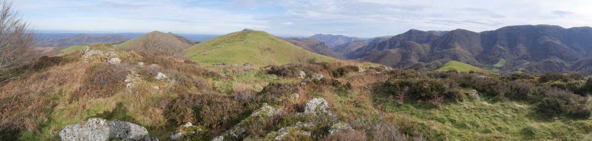 Antsestegiko Harriaren gain aldea