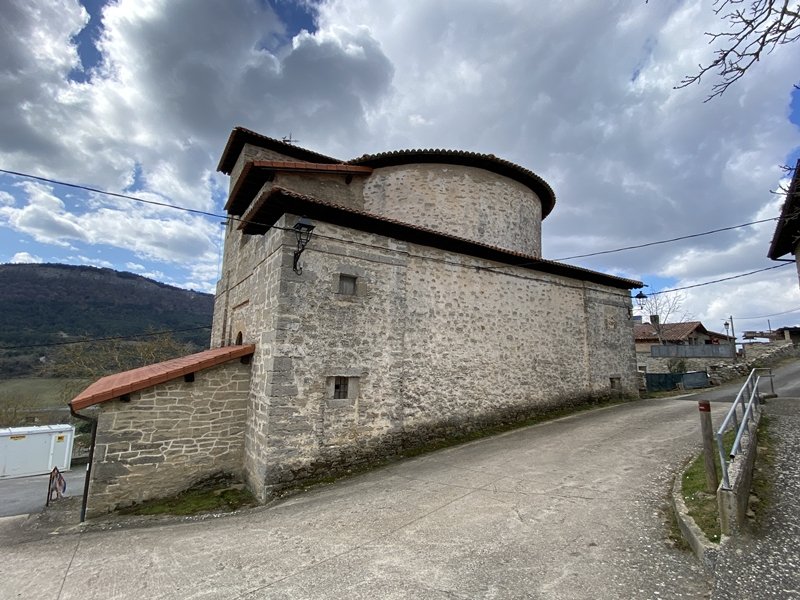 San Juan Ebanjelaria Eliza. Iruña Oka (Mandaita)