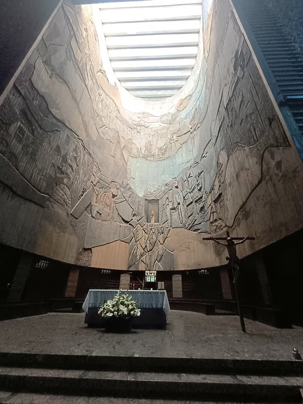 Arantzazuko Andra Mari Santutegia. Oñati