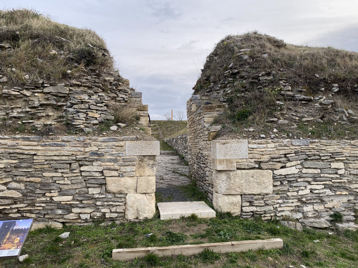 Mendebaldeko Ataka. Iruña Oka (Iruña Veleia)