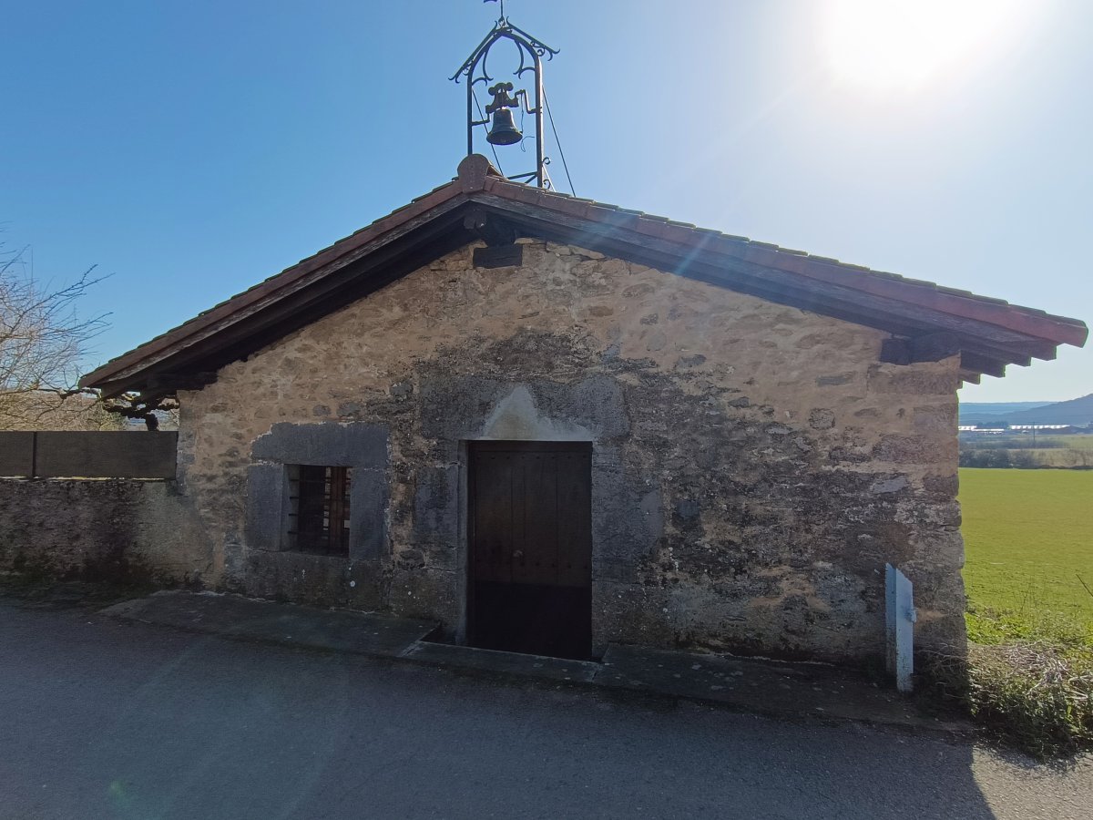 Santa Luzia Ermita. Urkabustaiz (Izarra)