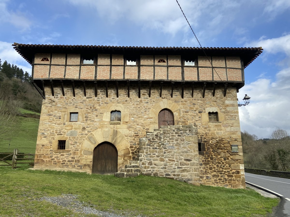 Aranguren Dorretxea. Orozko (Aranguren)