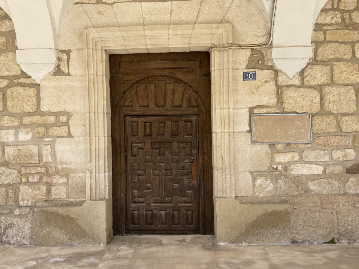 San Julian eta Santa Basilisa Eliza. Gaubea (Villanueva de Valdegovia)