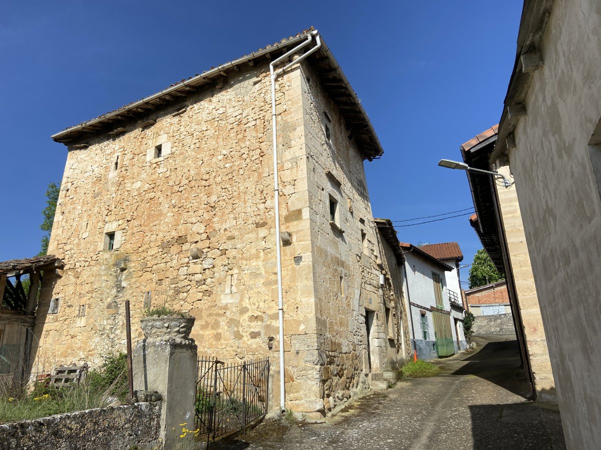 Salazar-Pinedo Dorretxea. Gaubea (Gurendes)
