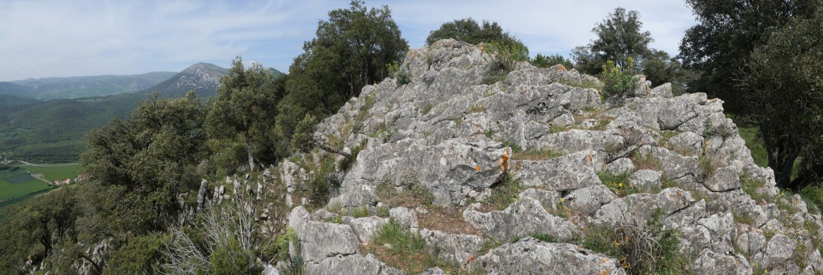 Peña del Mayo tontorra