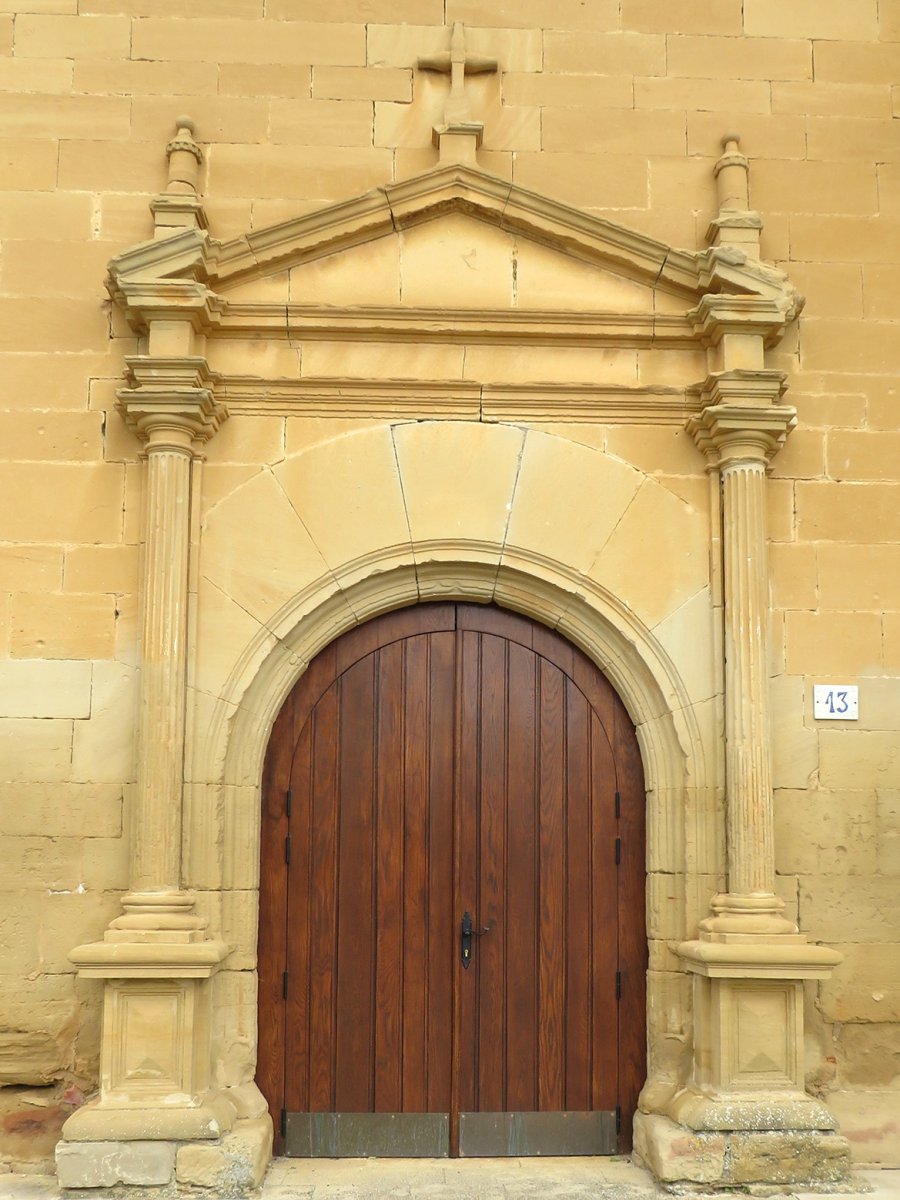 Santiago ermita, Paganos
