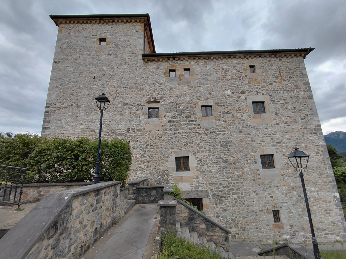 Otalora Dorretxea. Aretxabaleta (Aozaratza)