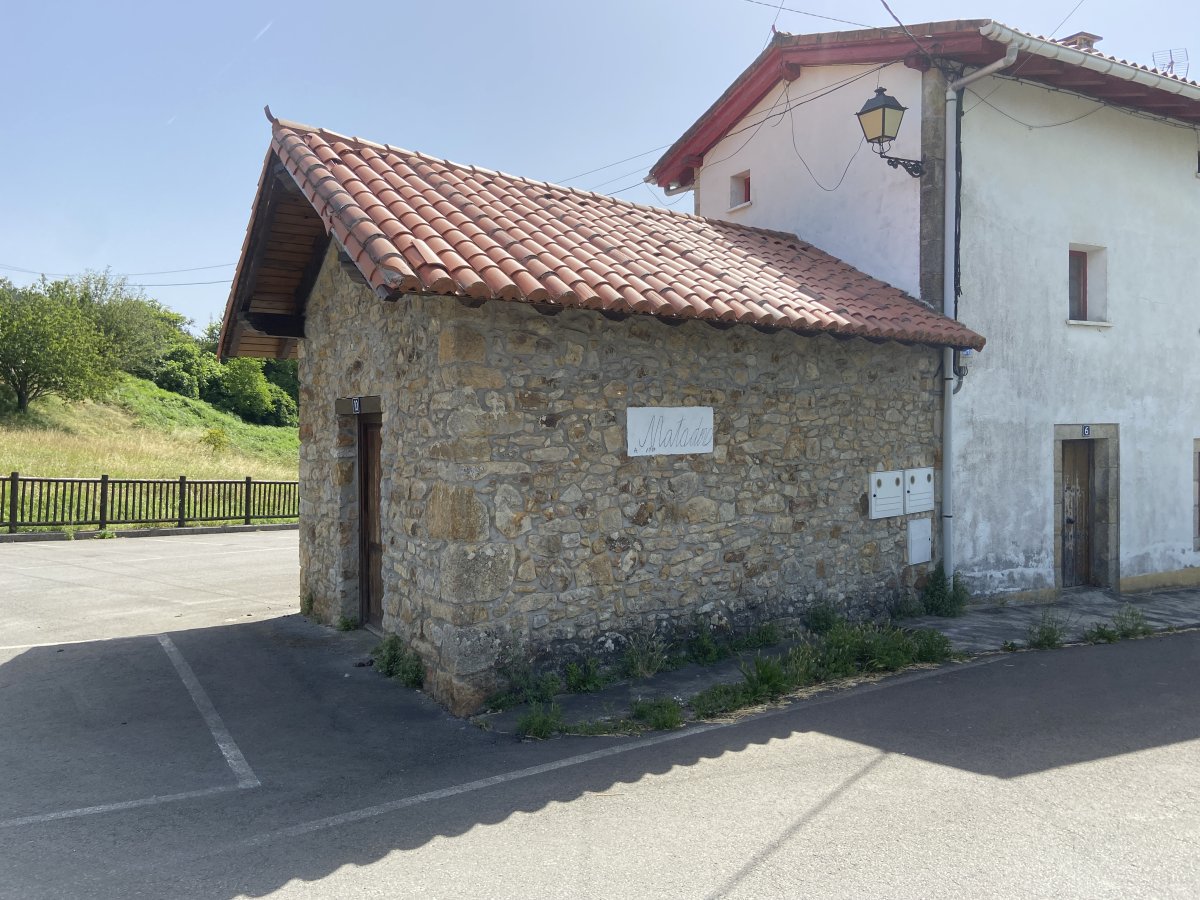 Gurutze Santua Ermita. Muxika (Gorozika)