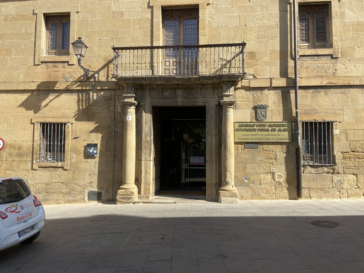 Samaniego Jauregia. Guardia