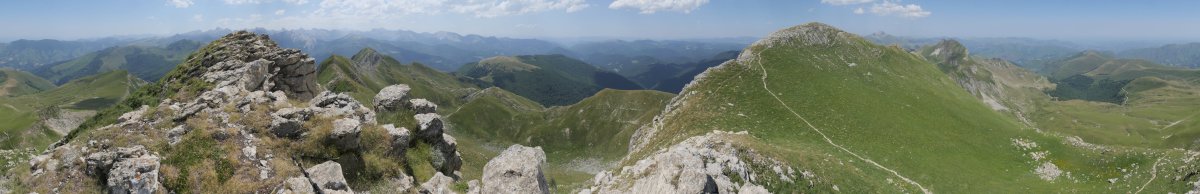 Lakartxelako panoramika osoa ekialdeko tontorretik