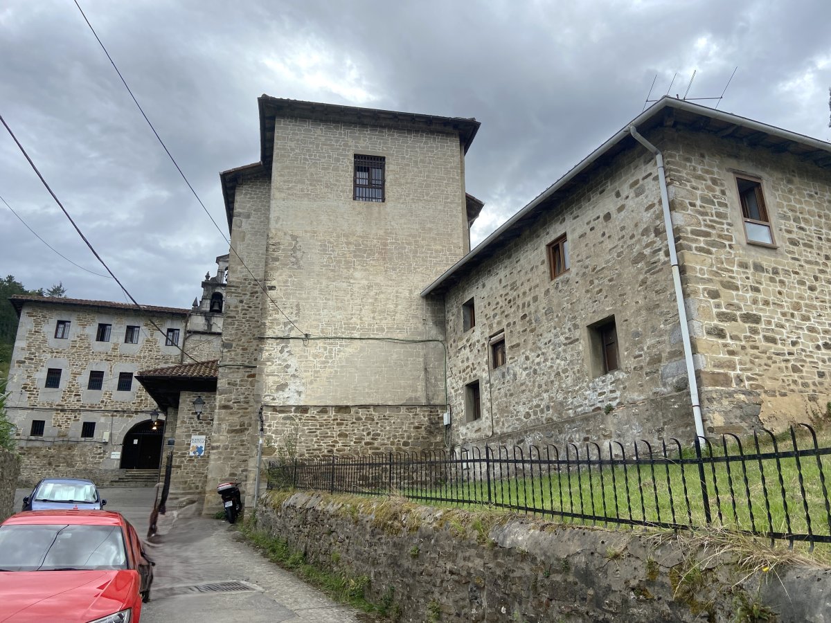 Santa Isabel Komentua. Areatza
