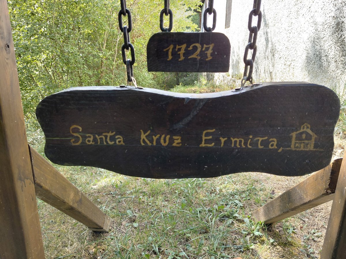 Santa Krutz Ermita. Ezkurra